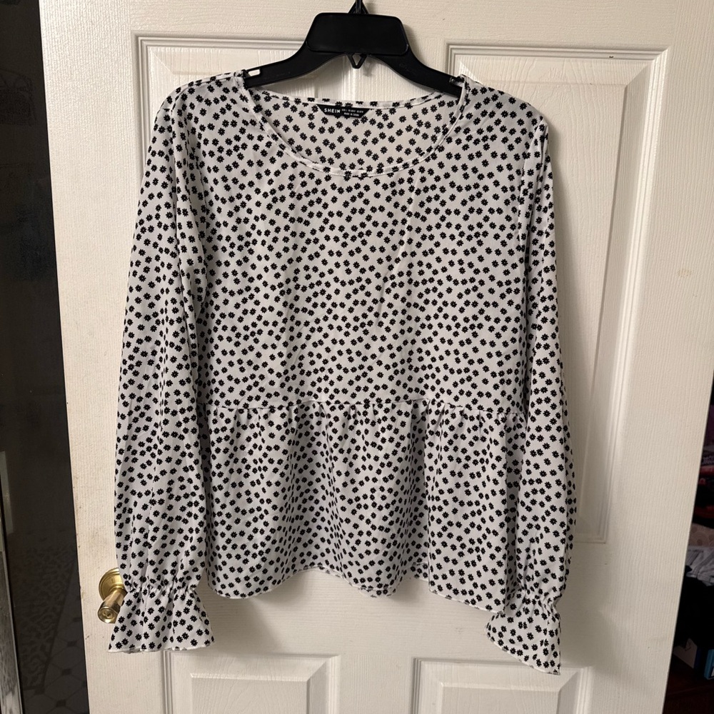 Daisy Dot Long Sleeve Top